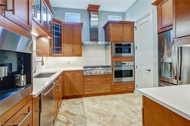 1139 Michigan Ave, Naples, FL 34103 - photo 4