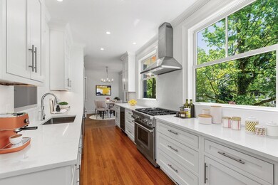 35 Page Rd unit 2, Newton, MA 02460 - photo 5