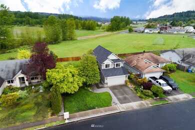 509 Callendar St NW, Orting, WA 98360 - photo 2