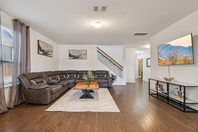 221 Bonnet Blvd, Georgetown, TX 78628 - photo 4