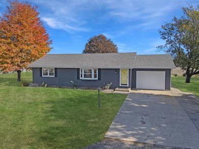 48 Bay Shore Dr, Lacon, IL 61540 - photo 4