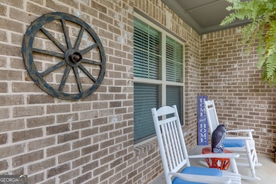 561 Wagon Hill Ln, Sugar Hill, GA 30518 - photo 4