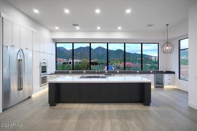 37-Kitchen
