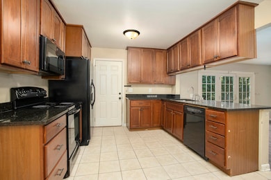 226 Morningside Dr, Battle Creek, MI 49015 - photo 5