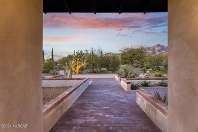 Front Courtyard Mountain Views