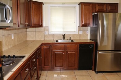 unlisted-address, Everett, WA 98208 - photo 3