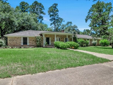 2423 Tanglewood Cir, Nacogdoches, TX 75961 - photo 4