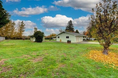 Southern Oregon Home - Country