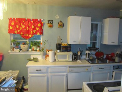 8202 15th Ave, Hyattsville, MD 20783 - photo 5