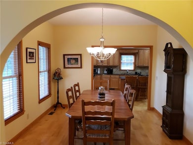 1881 Horse Carriage Ln, Asheboro, NC 27205 - photo 6