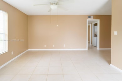 4951 Wedgewood Way unit 1, West Palm Beach, FL 33417 - photo 3