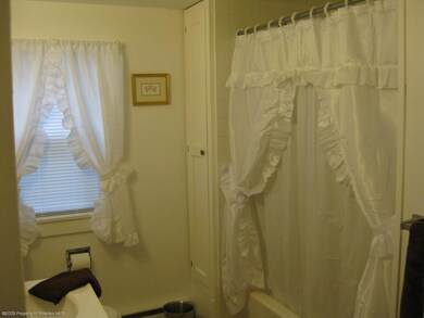 8 Sunnyside Dr, Sweet Valley, PA 18656 - photo 5