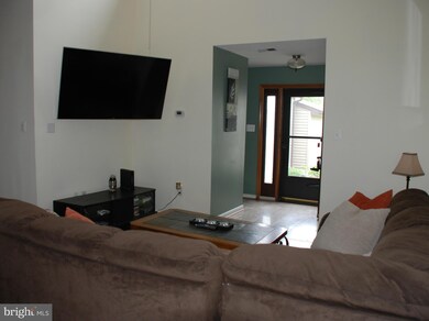 4297 S Starcrest Dr, Warrenton, VA 20187 - photo 7