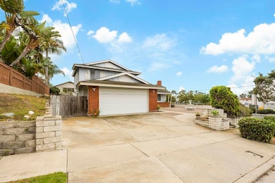 1113 Camino Del Sol Cir, Carlsbad, CA 92008 - photo 2