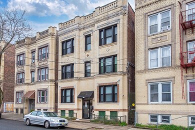 432 Wayne St unit 2R, Jersey City, NJ 07302 - photo 2