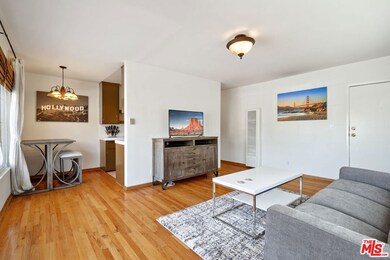 3743 Mclaughlin Ave, Los Angeles, CA 90066 - photo 6