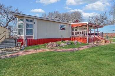 121 S Sycamore Ave, Erick, OK 73645 - photo 5