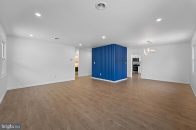 49 Perennial Ln, Willingboro, NJ 08046 - photo 6