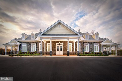 3834 Effie Fox Way unit 905B, Upper Marlboro, MD 20774 - photo 2