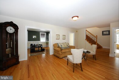 1655 Cliff Dr, Edgewater, MD 21037 - photo 7