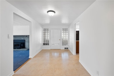 8784 Terrace Dr, Pittsburgh, PA 15237 - photo 6