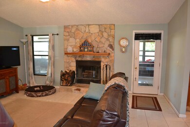 8171 Pineverde Ln, Jacksonville, FL 32244 - photo 4