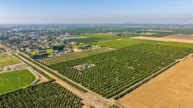 1435 E Palm Dr, Exeter, CA 93221 - photo 5