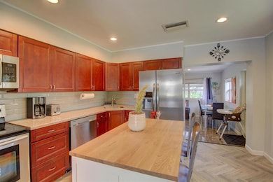 7211 NW 76th St, Tamarac, FL 33321 - photo 7