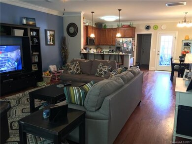 GREAT ROOM/KITCHEN