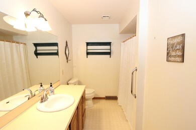 Main Floor Full Bath