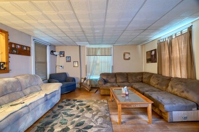 23 Howe St unit 25, Orange, MA 01364 - photo 4