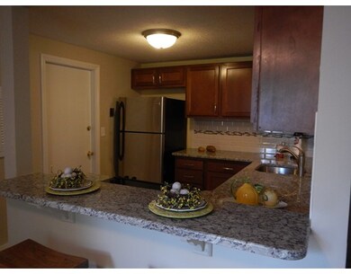 323 Lafayette St unit 2R, Salem, MA 01970 - photo 5