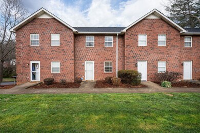 807 Swadley Rd unit 4, Johnson City, TN 37601 - photo 2