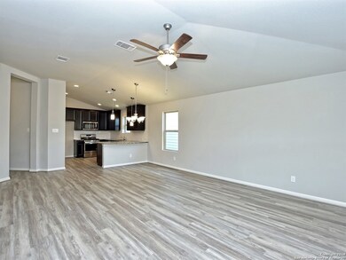 8855 Straight Oaks, San Antonio, TX 78254 - photo 4