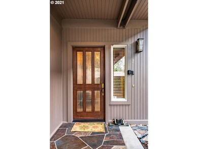 unlisted-address, Bend, OR 97702 - photo 3