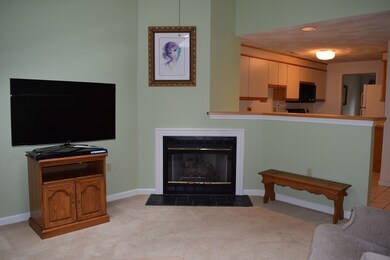136 Brickett Hill Cir, Haverhill, MA 01830 - photo 5