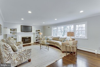 8001 Lewinsville Rd, McLean, VA 22102 - photo 5