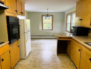 5 Ray Ct, Allenstown, NH 03275 - photo 4