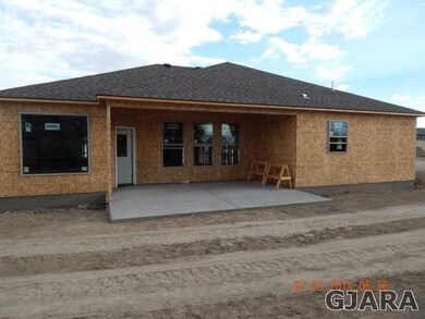 Extra Large Rear Covered Patio