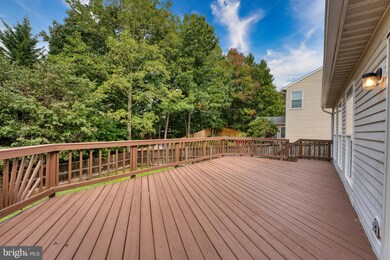 2870 Barrley Dr, Dumfries, VA 22026 - photo 7