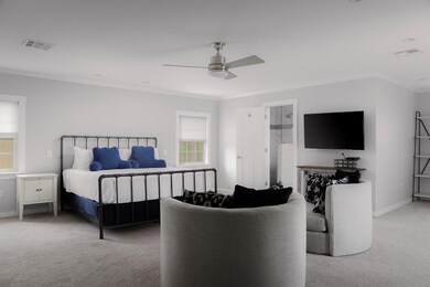 902 N Adams St, Fredericksburg, TX 78624 - photo 4