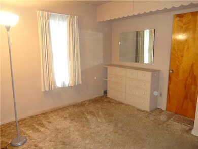 325 S Walnut St, Bath, PA 18014 - photo 6