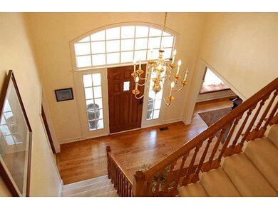 10510 Chestnut Hill Cir, Fishers, IN 46037 - photo 3