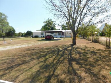 160 Spring Valley Ct, Springtown, TX 76082 - photo 5