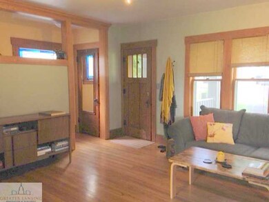 907 Britten Ave, Lansing, MI 48910 - photo 3