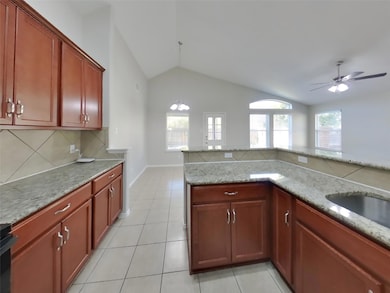 347 Foster Ln, Jarrell, TX 76537 - photo 5