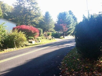 4876 Churchview Rd, Zionsville, PA 18092 - photo 2