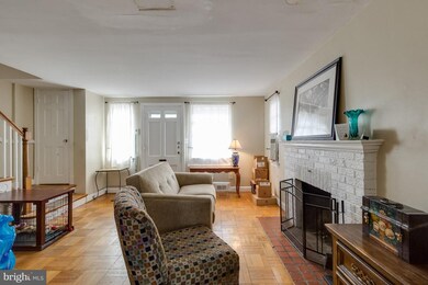 unlisted-address, Alexandria, VA 22314 - photo 5