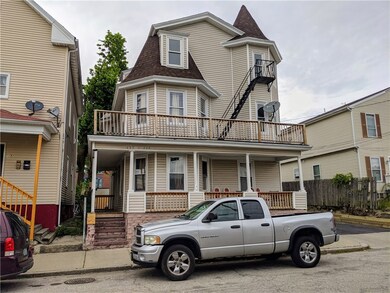 111 Burnett St, Providence, RI 02907 - photo 5