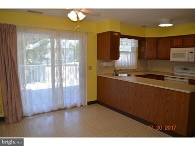 103 Brighten Ct, Perkasie, PA 18944 - photo 5